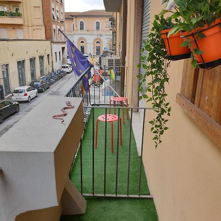 Pisa Train Station Hostel Kültér fotó