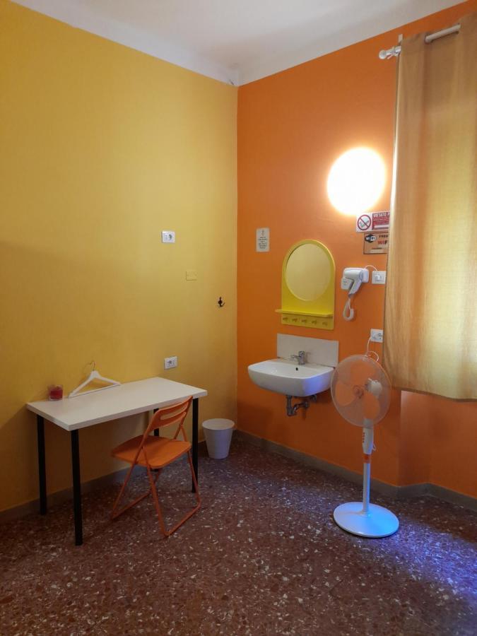 Pisa Train Station Hostel Kültér fotó