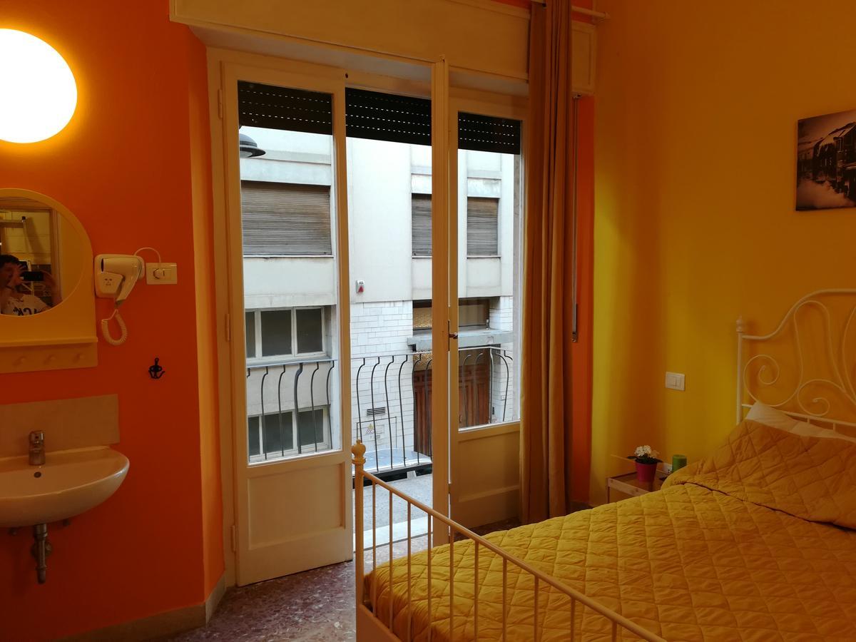 Pisa Train Station Hostel Kültér fotó