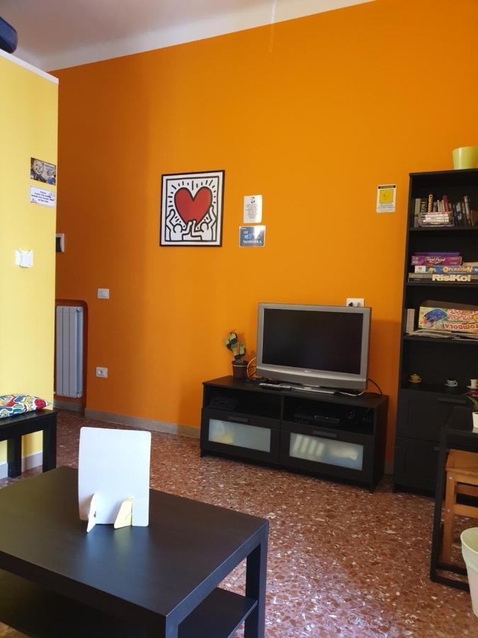 Pisa Train Station Hostel Kültér fotó