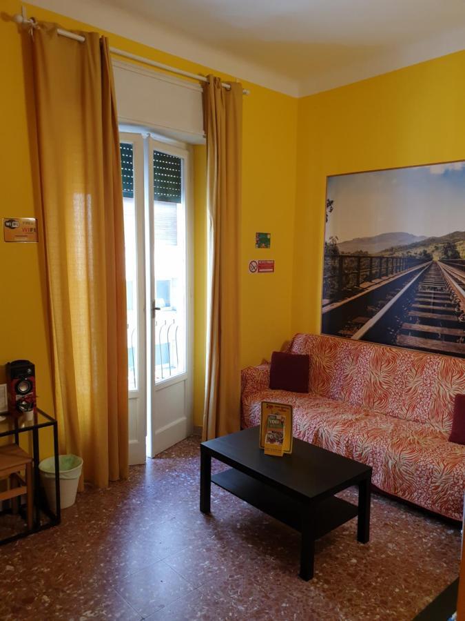 Pisa Train Station Hostel Kültér fotó